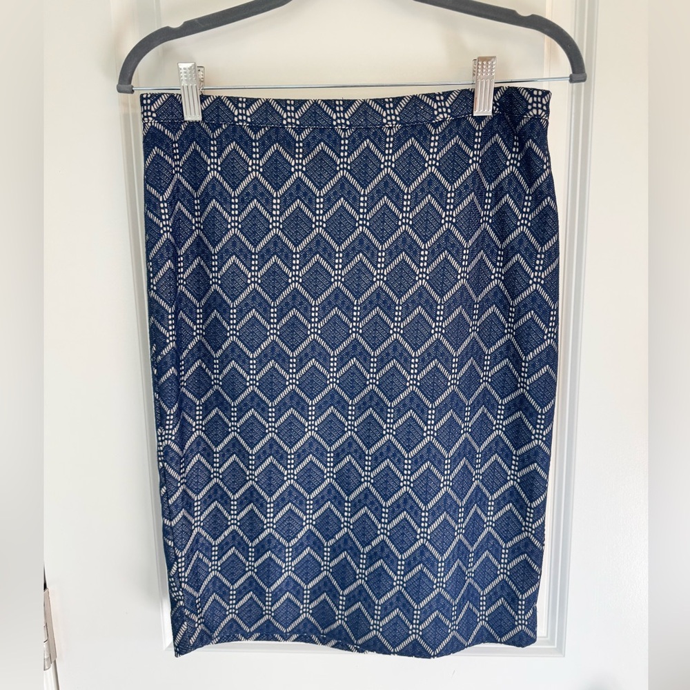 Women’s The Limited Blue Patterned Pencil Skirt size 4